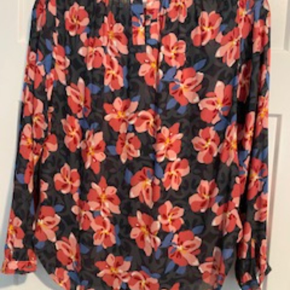 Ann Taylor LOFT XS Petite blouse - Picture 5 of 6